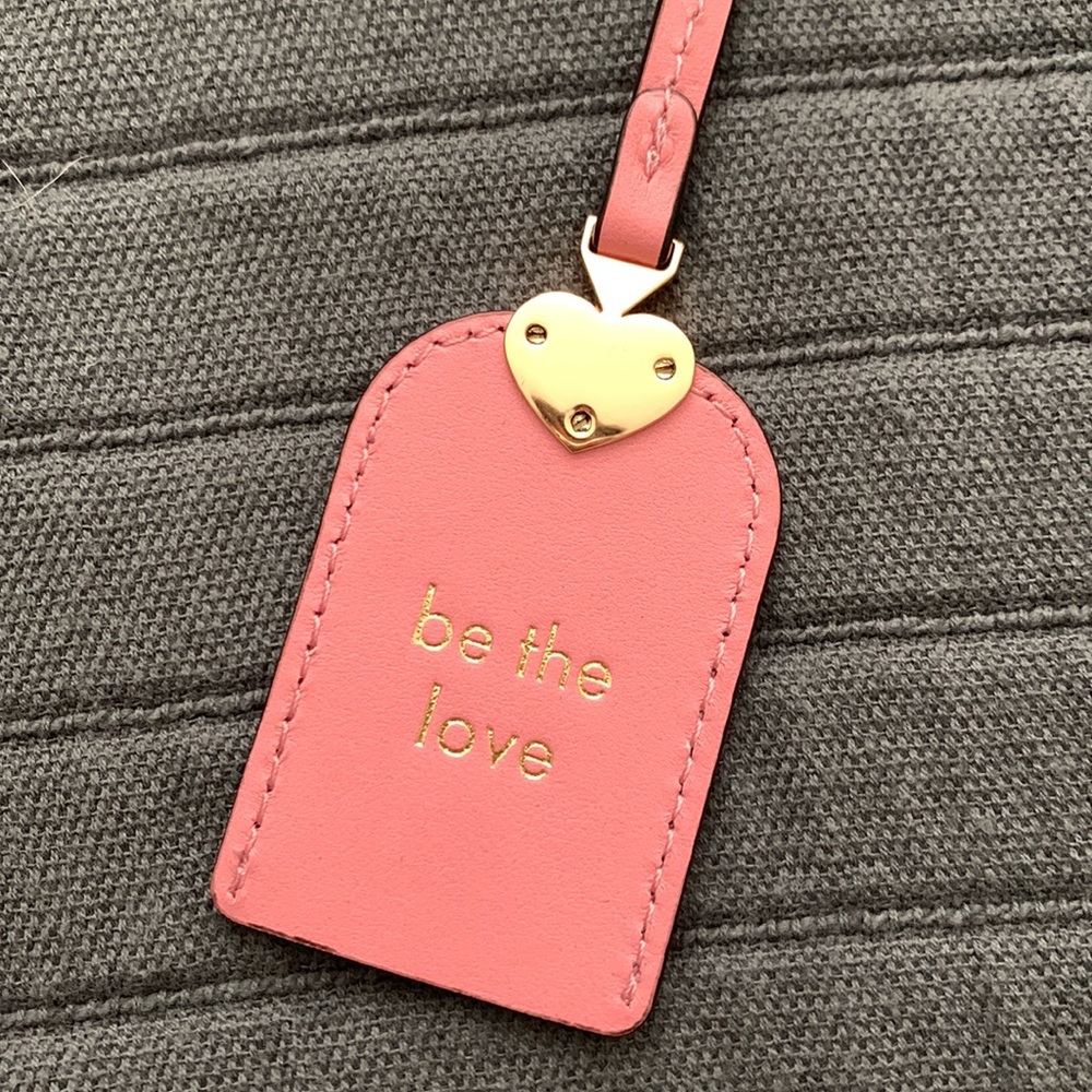 💯Auth Kate Spade pink purse tag accessory “be the love” 🎀💕